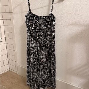 Ann Taylor Black and White Midi Dress